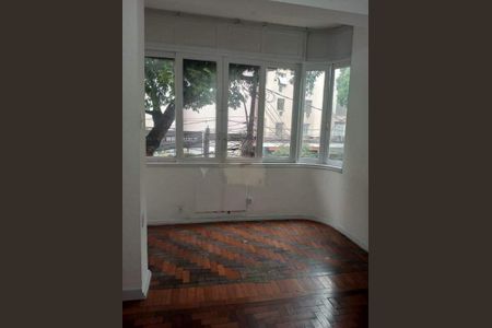 Apartamento à venda com 74m², 2 quartos e sem vaga