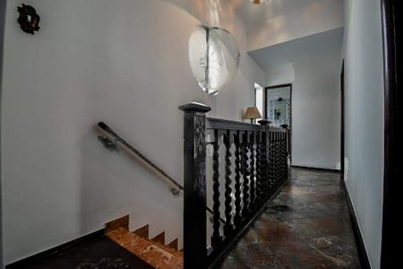 Casa à venda com 270m², 4 quartos e 1 vaga