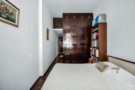 Casa à venda com 270m², 4 quartos e 1 vaga