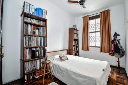 Casa à venda com 270m², 4 quartos e 1 vaga