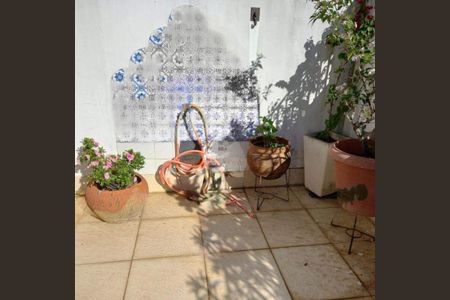 Casa à venda com 270m², 4 quartos e 1 vaga