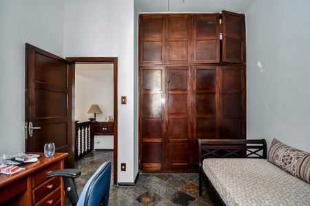 Casa à venda com 270m², 4 quartos e 1 vaga