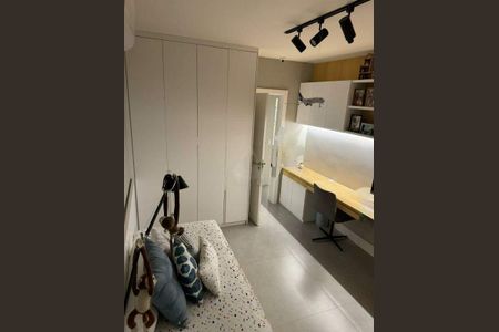 Apartamento à venda com 102m², 2 quartos e sem vaga