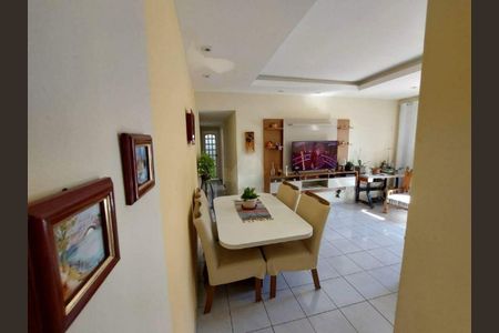 Apartamento à venda com 68m², 2 quartos e 2 vagas