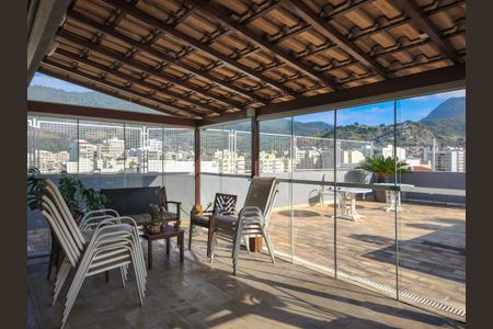 Apartamento à venda com 429m², 4 quartos e 4 vagasVaranda