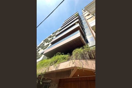 Apartamento à venda com 330m², 4 quartos e 2 vagasFachada
