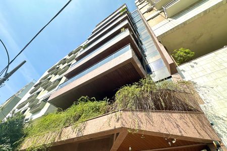 Apartamento à venda com 330m², 4 quartos e 2 vagasFachada