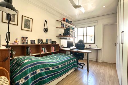 Apartamento à venda com 330m², 4 quartos e 2 vagasSuíte 2