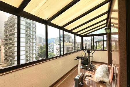 Apartamento à venda com 330m², 4 quartos e 2 vagasVaranda da Suíte 1