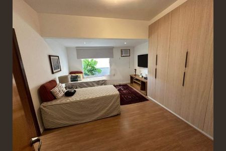 Apartamento à venda com 300m², 4 quartos e 3 vagas