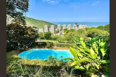 Casa à venda com 320m², 3 quartos e sem vaga
