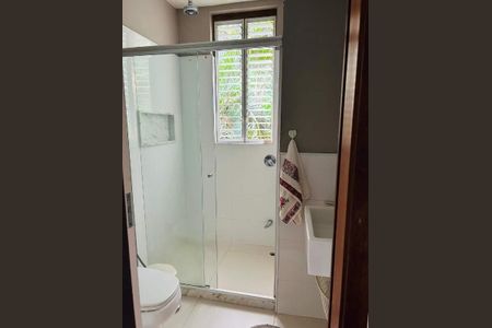 Casa à venda com 320m², 3 quartos e sem vaga