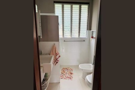 Casa à venda com 320m², 3 quartos e sem vaga