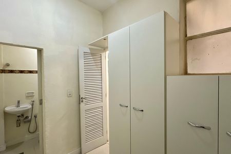 Apartamento à venda com 122m², 3 quartos e 1 vagaÁrea de Serviço