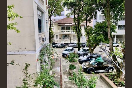 Apartamento à venda com 103m², 2 quartos e 1 vaga