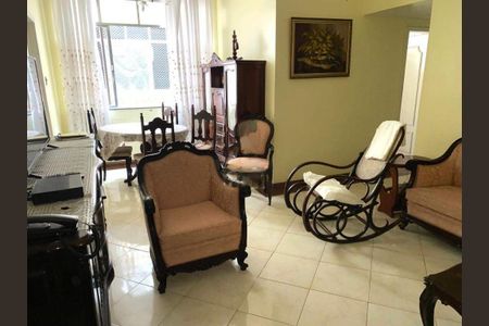 Apartamento à venda com 103m², 2 quartos e 1 vaga