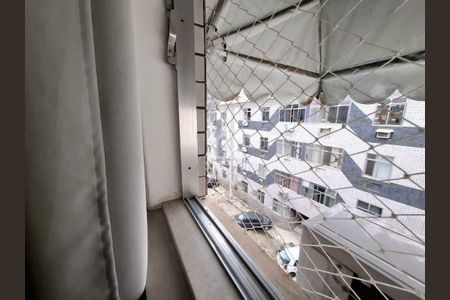 Apartamento à venda com 78m², 2 quartos e 1 vaga