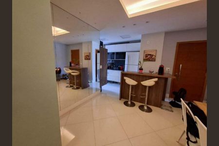 Apartamento à venda com 78m², 2 quartos e 1 vaga