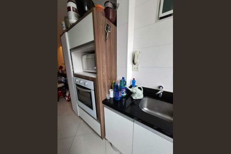 Apartamento à venda com 78m², 2 quartos e 1 vaga