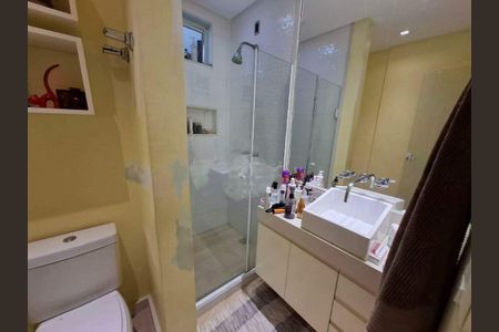 Apartamento à venda com 78m², 2 quartos e 1 vaga