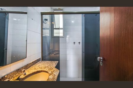 Apartamento à venda com 147m², 3 quartos e 2 vagasBanheiro da Suíte 2