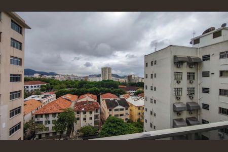 Apartamento à venda com 147m², 3 quartos e 2 vagasVista da Suíte 2