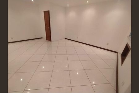 Apartamento à venda com 122m², 3 quartos e 1 vaga