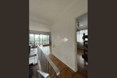 Casa à venda com 594m², 6 quartos e 5 vagas