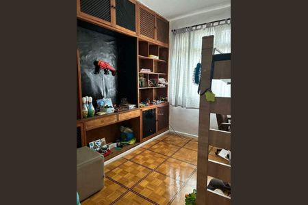 Casa à venda com 594m², 6 quartos e 5 vagas