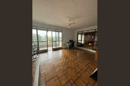 Casa à venda com 594m², 6 quartos e 5 vagas