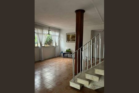 Casa à venda com 594m², 6 quartos e 5 vagas