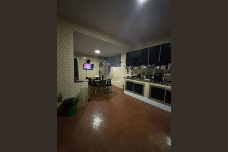 Casa à venda com 594m², 6 quartos e 5 vagas