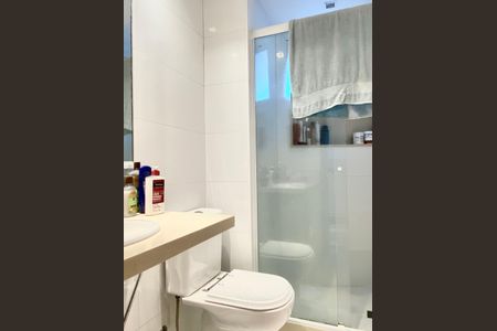 Apartamento à venda com 165m², 4 quartos e 1 vagaBanheiro da Suíte