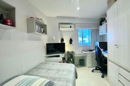 Apartamento à venda com 165m², 4 quartos e 1 vagaQuarto 2