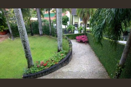 Casa à venda com 900m², 4 quartos e 4 vagas