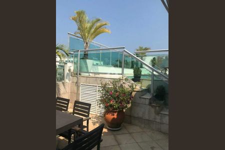 Apartamento à venda com 296m², 3 quartos e 2 vagas