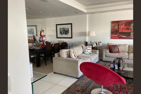 Apartamento à venda com 296m², 3 quartos e 2 vagas