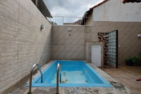 Casa à venda com 140m², 3 quartos e 1 vaga Casa à venda com 140m², 3 quartos e 1 vagaÁrea Externa