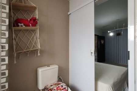 Casa à venda com 140m², 3 quartos e 1 vaga Casa à venda com 140m², 3 quartos e 1 vagaBanheiro da Suíte