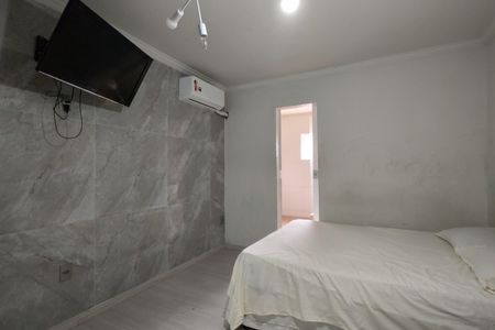 Casa à venda com 140m², 3 quartos e 1 vaga Casa à venda com 140m², 3 quartos e 1 vaga Suíte
