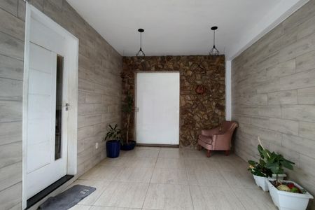 Casa à venda com 140m², 3 quartos e 1 vaga Casa à venda com 140m², 3 quartos e 1 vagaGaragem