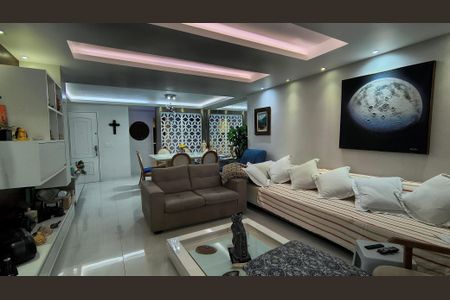 Apartamento à venda com 204m², 3 quartos e 2 vagas Apartamento à venda com 204m², 3 quartos e 2 vagasSala