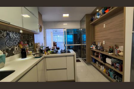 Apartamento à venda com 204m², 3 quartos e 2 vagas Apartamento à venda com 204m², 3 quartos e 2 vagasCozinha