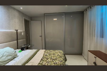 Apartamento à venda com 204m², 3 quartos e 2 vagas Apartamento à venda com 204m², 3 quartos e 2 vagasQuarto 1
