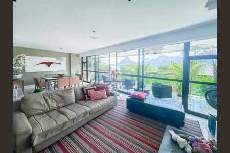 Apartamento à venda com 153m², 3 quartos e 3 vagas