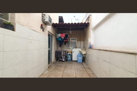Casa à venda com 170m², 4 quartos e sem vaga