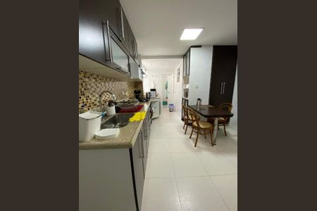 Apartamento à venda com 178m², 3 quartos e 2 vagas