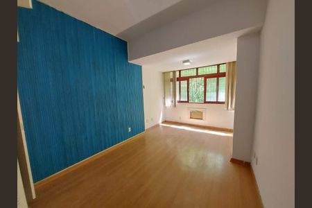 Apartamento à venda com 83m², 2 quartos e 1 vaga