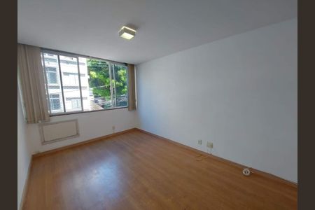 Apartamento à venda com 83m², 2 quartos e 1 vaga