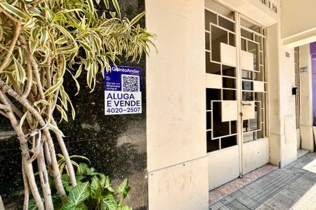 Apartamento à venda com 230m², 4 quartos e 1 vagaPlaquinha